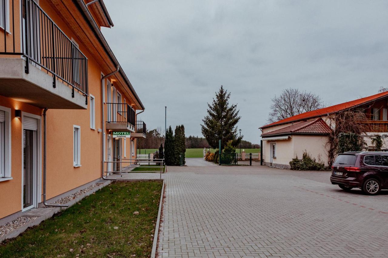 Motel Zur Dachsbaude ヴァンドリッツ エクステリア 写真
